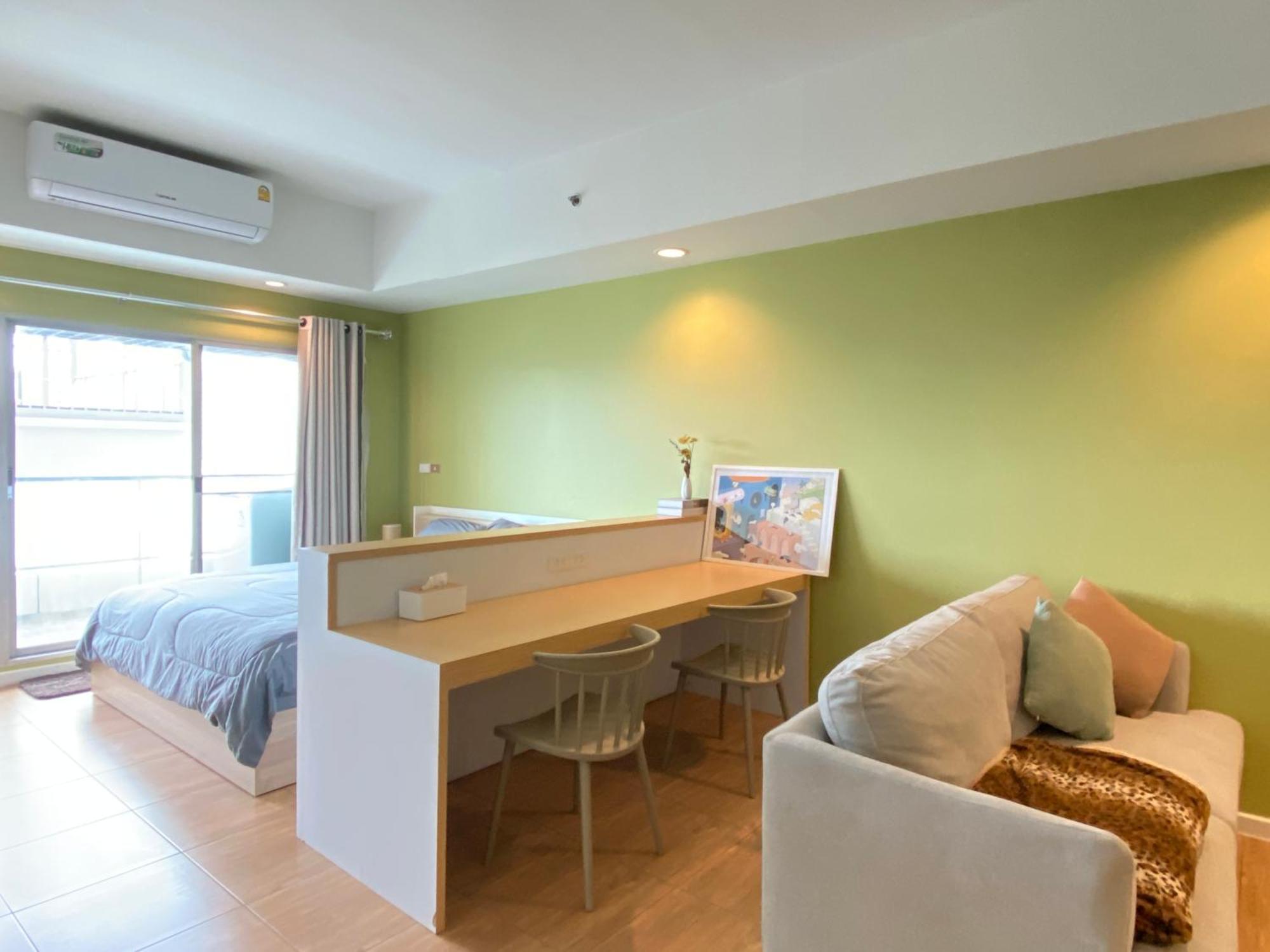 Baan Nonzee Condo Kingsize Bed Big Room In Sathorn Banguecoque Exterior foto