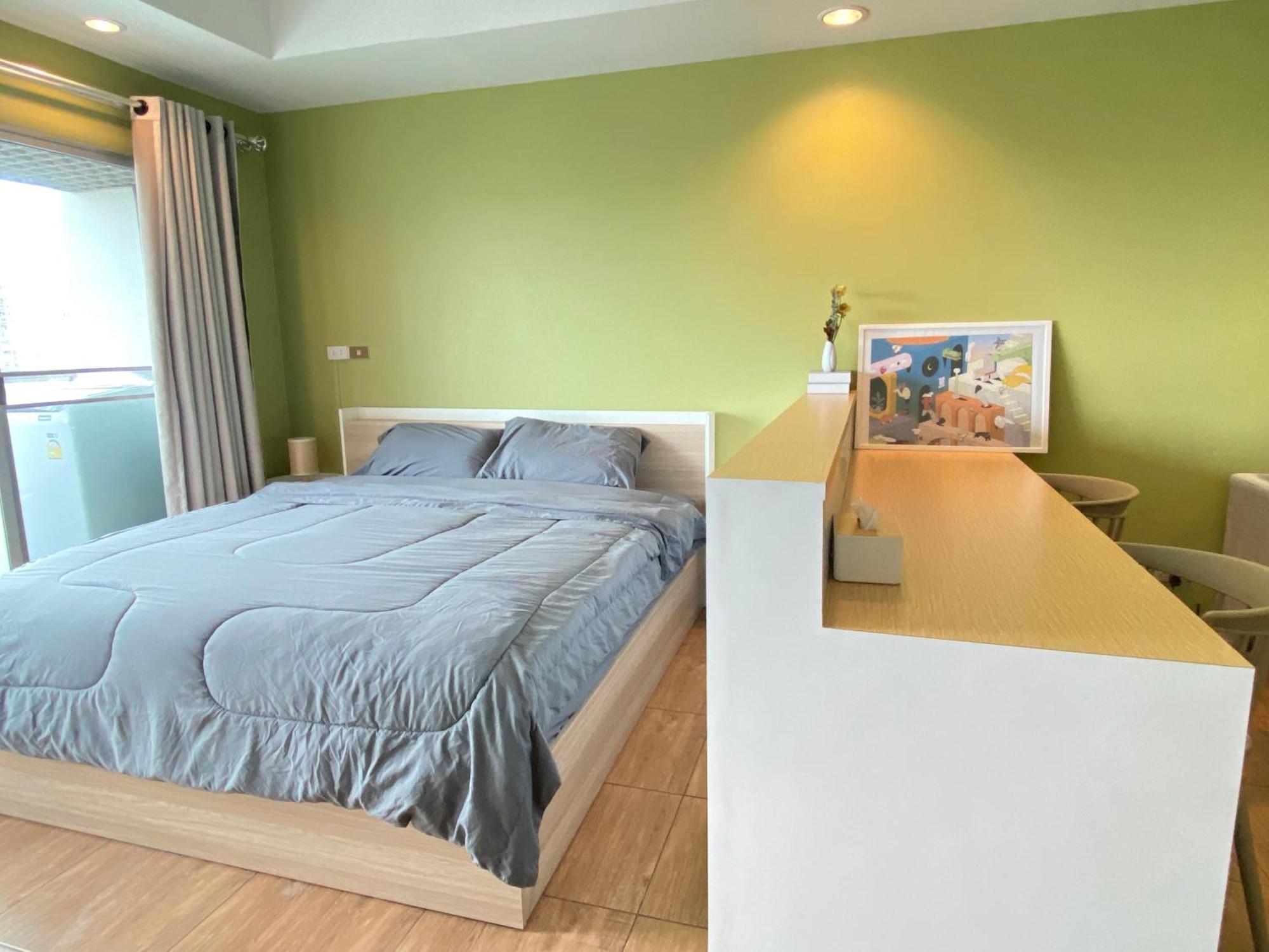 Baan Nonzee Condo Kingsize Bed Big Room In Sathorn Banguecoque Exterior foto